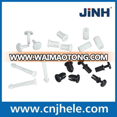 Plastic rivet